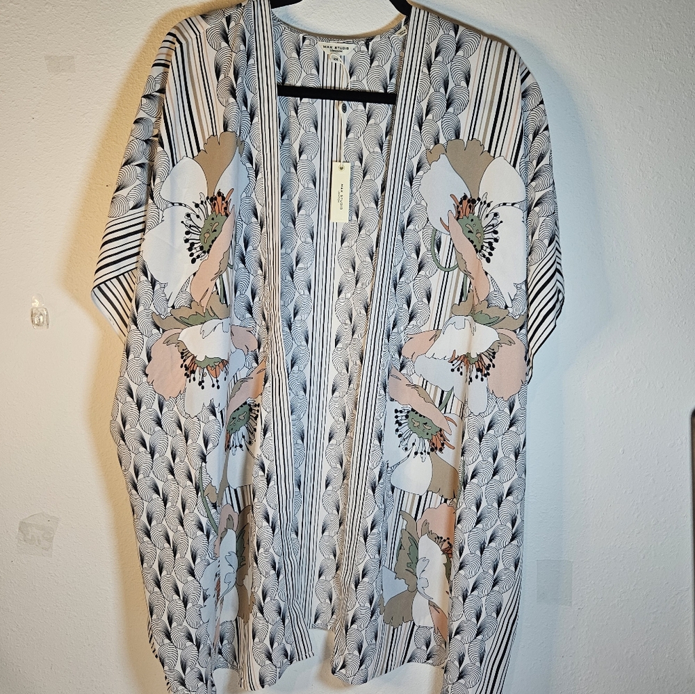 NWT Womens Open Front Floral Kimono Top 2XL Resort Wear Beachy Boho Artsy